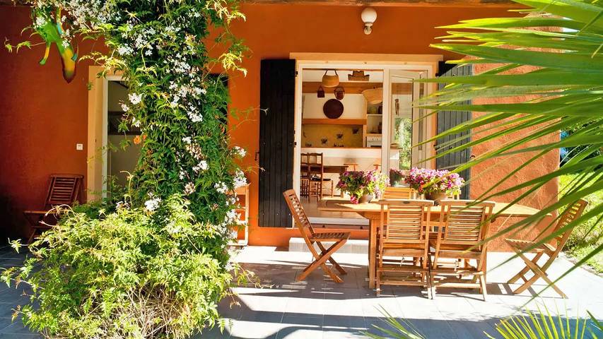 Ferienhaus für 7 Personen, mit Garten und Pool, mit Haustier