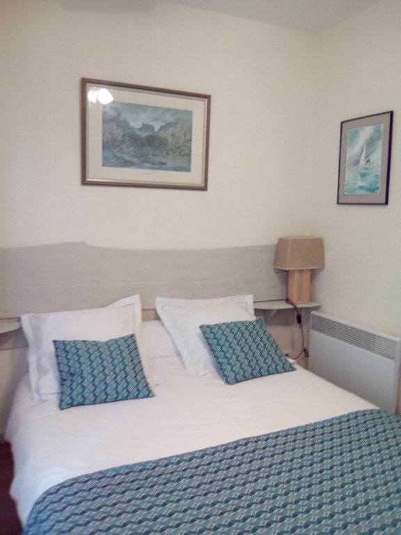 "Iaorana" chambre d'hôtes - Chambre in La Guerche-sur-l'Aubois, Saint-Amand-Montrond
