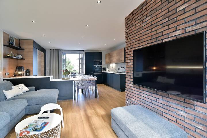 Gîte pour 7 personnes, avec terrasse dans Sables d'Or les Pins - 2