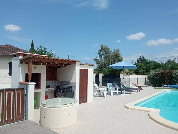 Location de vacances pour 6 personnes, avec piscine et terrasse à Nègrepelisse - 4