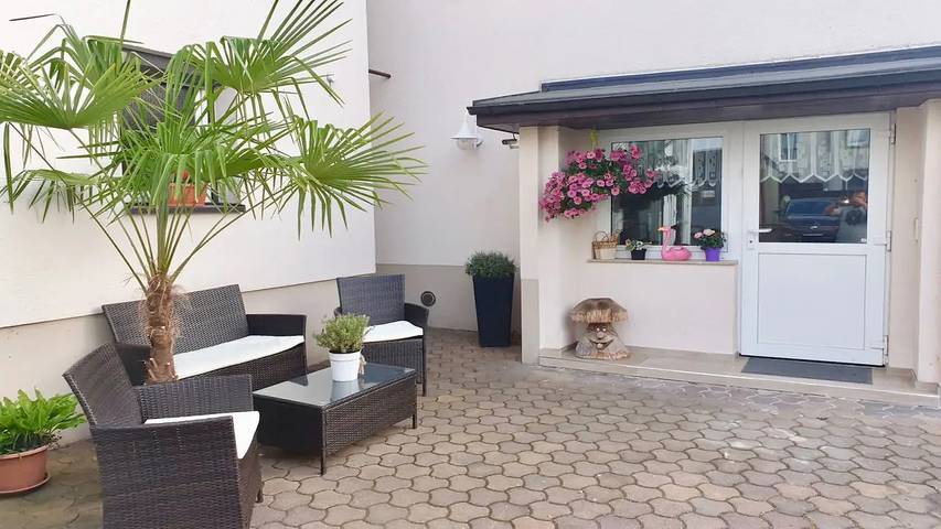 Ferienwohnung für 4 Personen, mit Garten