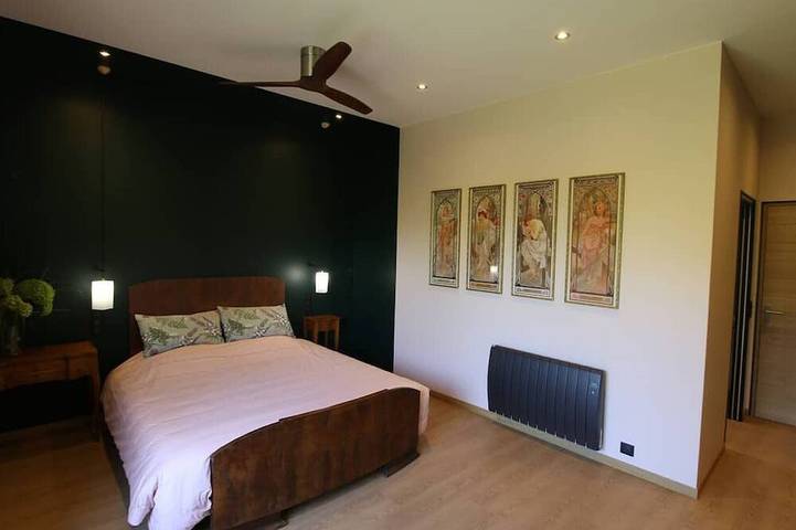 Chambre d’hôte pour 2 personnes, avec Jardin à La Ferté-Saint-Aubin