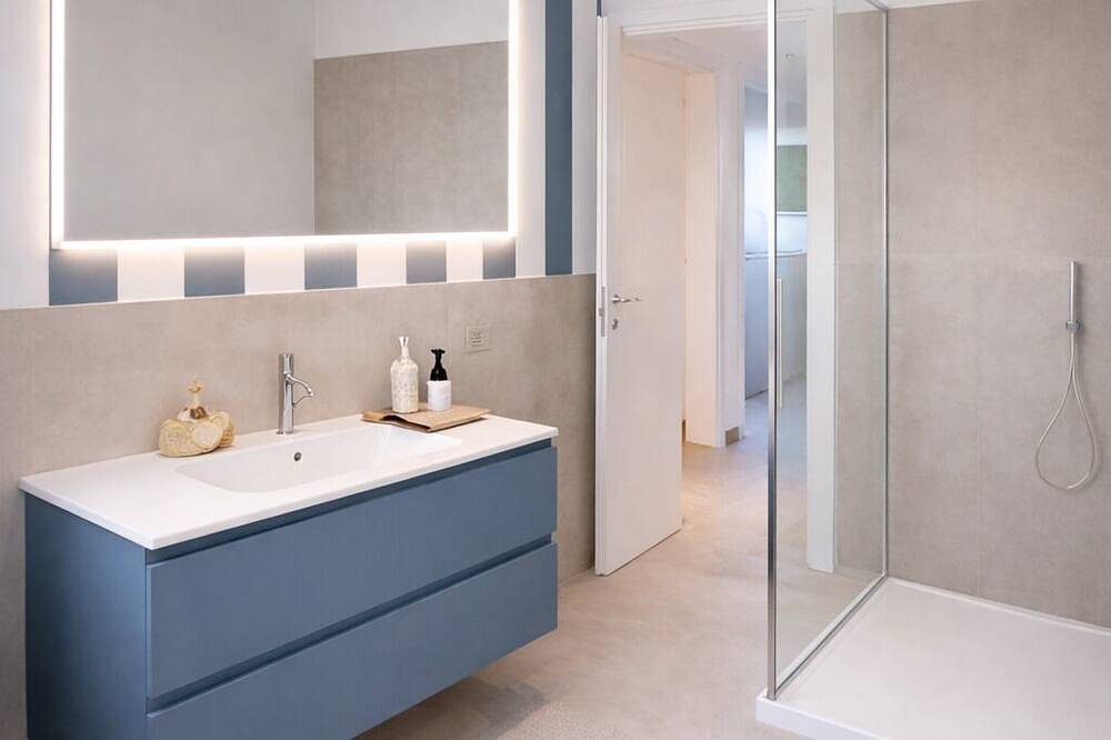 Villa Alessandro - Luxury Villa in the Centre of Forte dei Marmi (Newly Built) in Forte dei Marmi, Italienische Riviera
