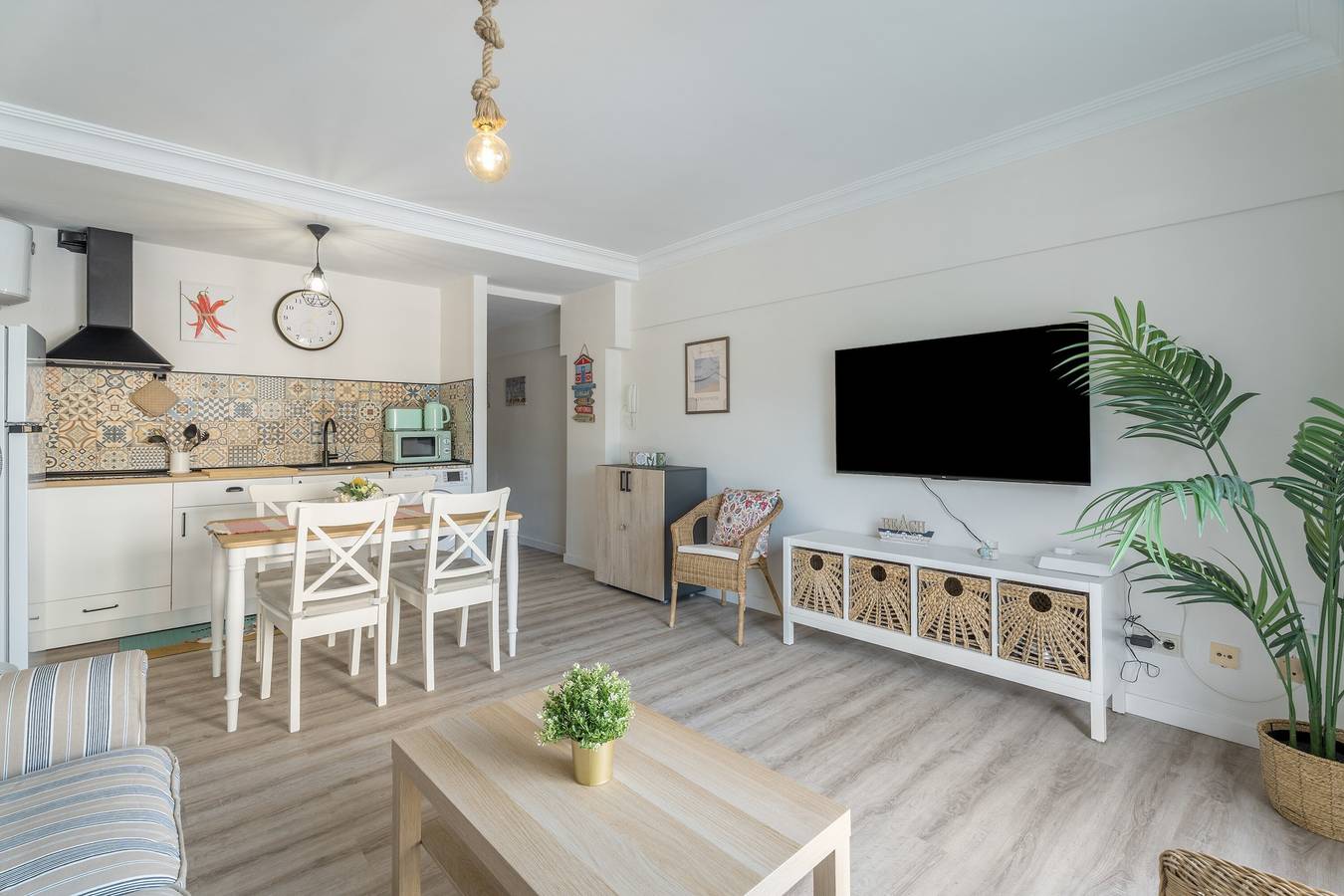 Appartement entier, Appartement de vacances 'Marte Centro' avec vue sur la montagne, balcon et Wi-Fi in Los Cristianos, Arona