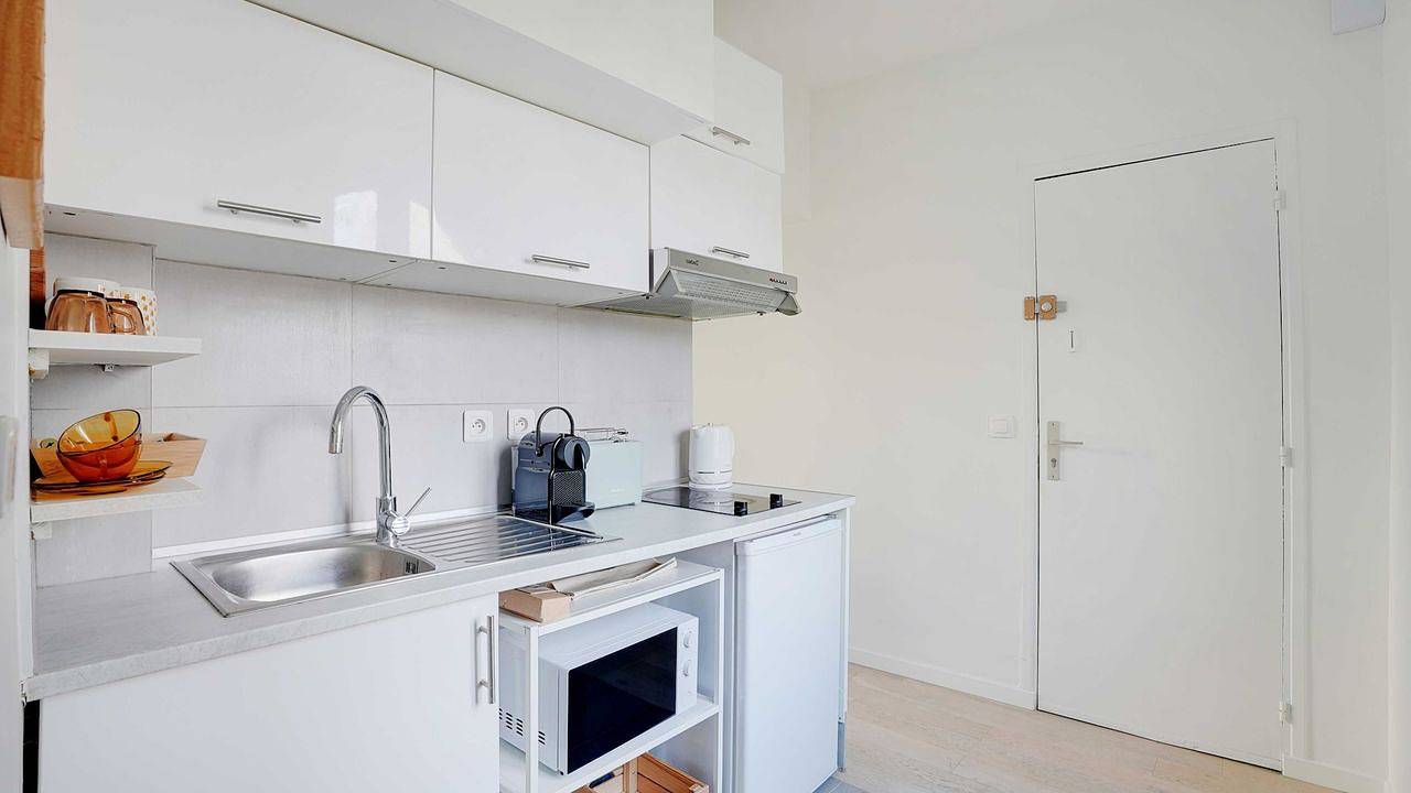 Entire holiday apartment, Ferienwohnung für 2 Personen (19 m²) in Rueil-Malmaison in Rueil-Malmaison, Hauts-de-Seine