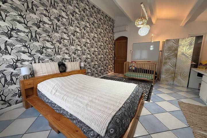 Location de vacances pour 10 personnes, avec jacuzzi ainsi que sauna et jardin, animaux acceptés à Le Teil - 4
