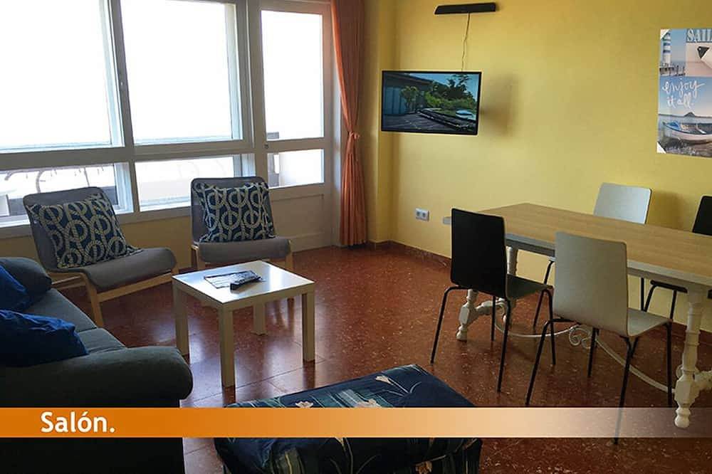 Apartamento entero, Apartamento Baiona con vistas espectaculares a primera línea de mar. in Baiona, Rias Baixas