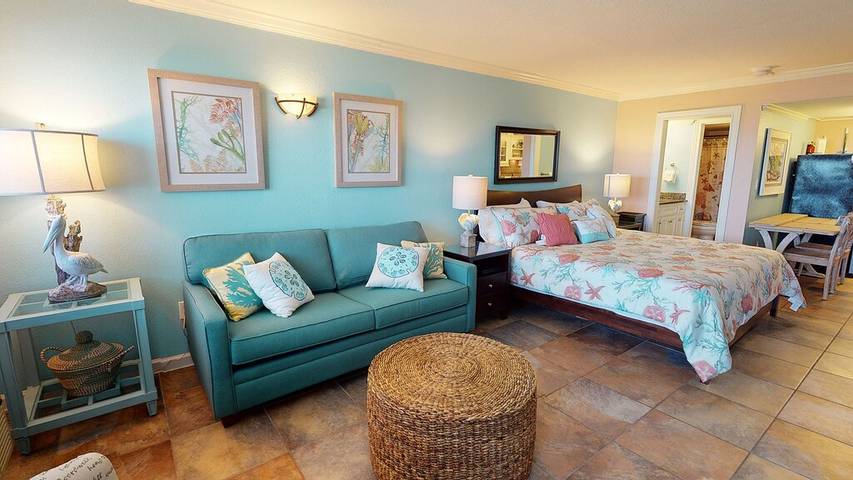 Vacation rental for 2 people, with pool and balcony as well as hot tub in Port Aransas