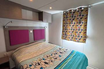 Camping pour 4 Personnes dans Le Muy, Région de Draguignan, Photo 1