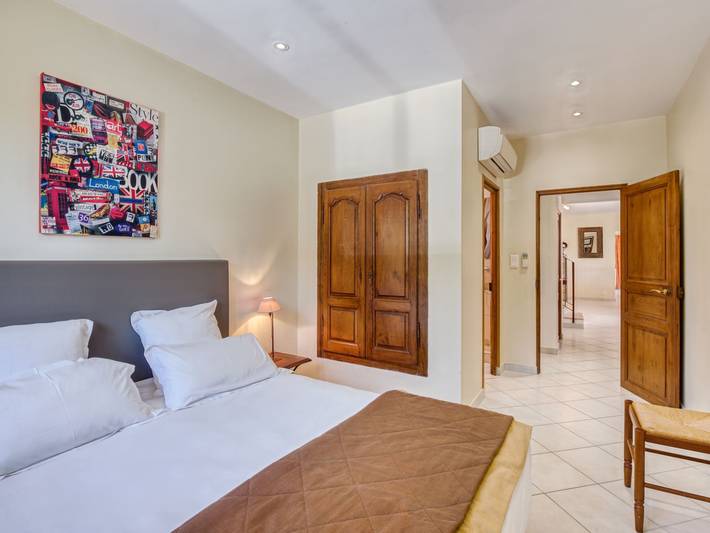 Location de vacances pour 10 personnes, avec jardin et terrasse à Pianottoli-Caldarello - 4