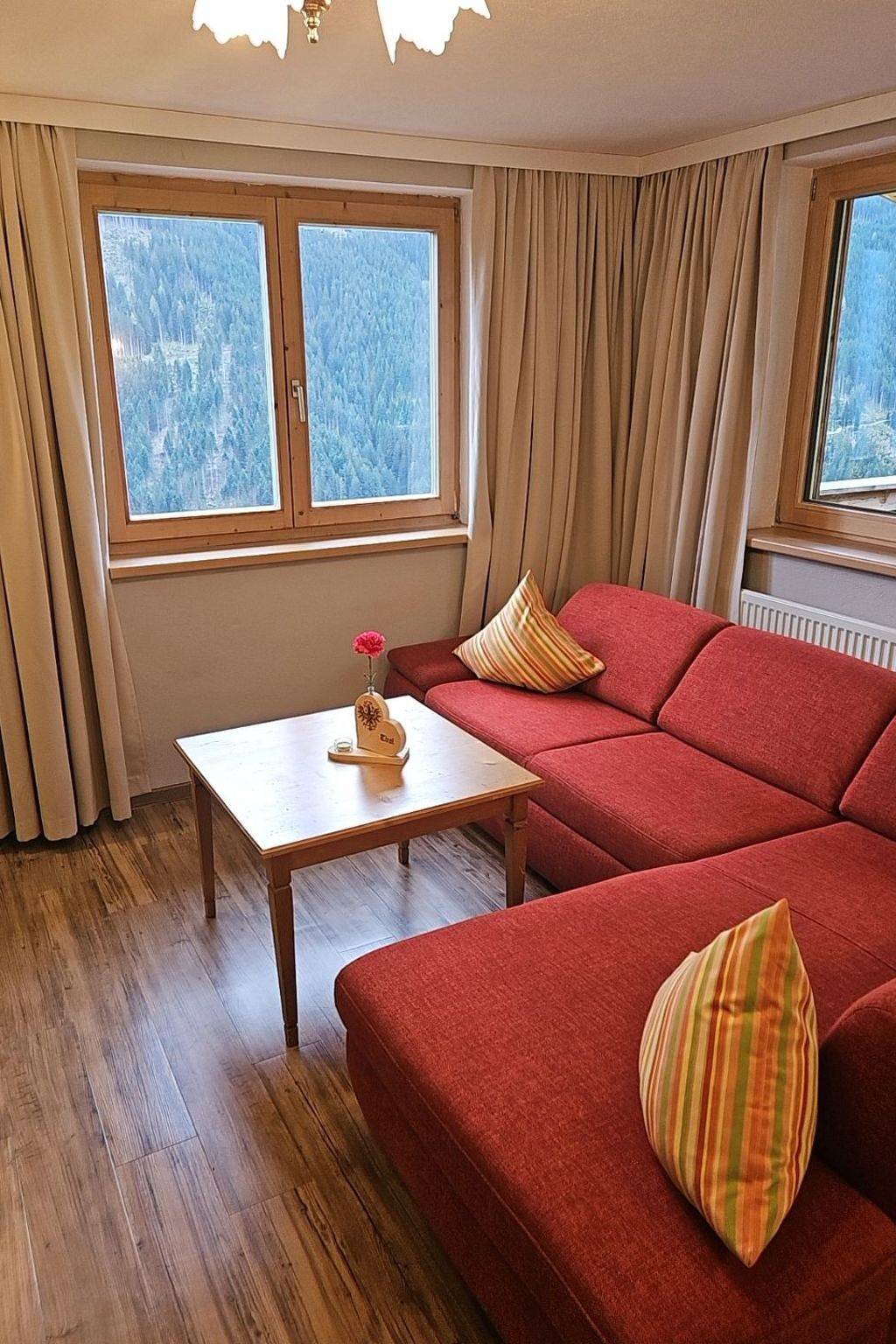Ganze Wohnung, Kröller in Tuxer Alpen, Fügenberg