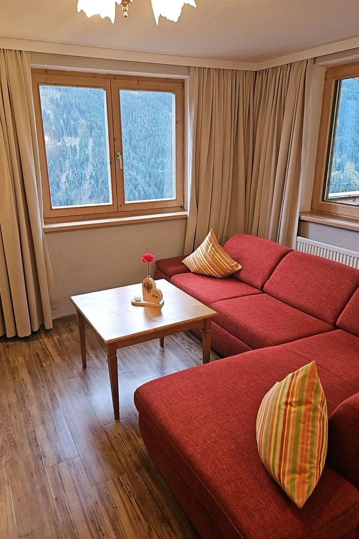 Ferienwohnung für 7 Personen, mit Balkon im Ski-Optimal Hochzillertal - 4
