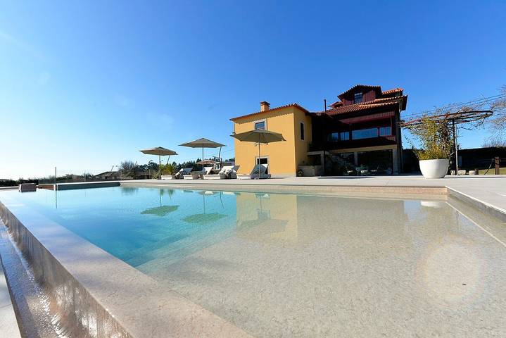 Location de vacances pour 12 personnes, avec Jardin dans Marinhas