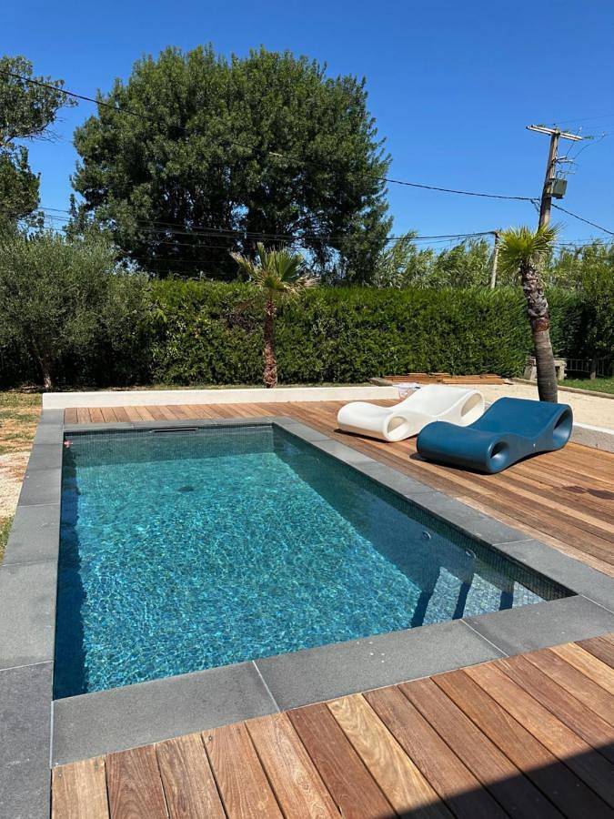 Villa pour 8 personnes, avec jardin et piscine ainsi que sauna et vue, animaux acceptés à Hyeres - 2