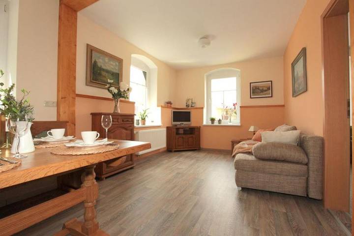 Ferienhaus für 5 Personen, mit Terrasse und Garten sowie Sauna und Ausblick in Schleiz