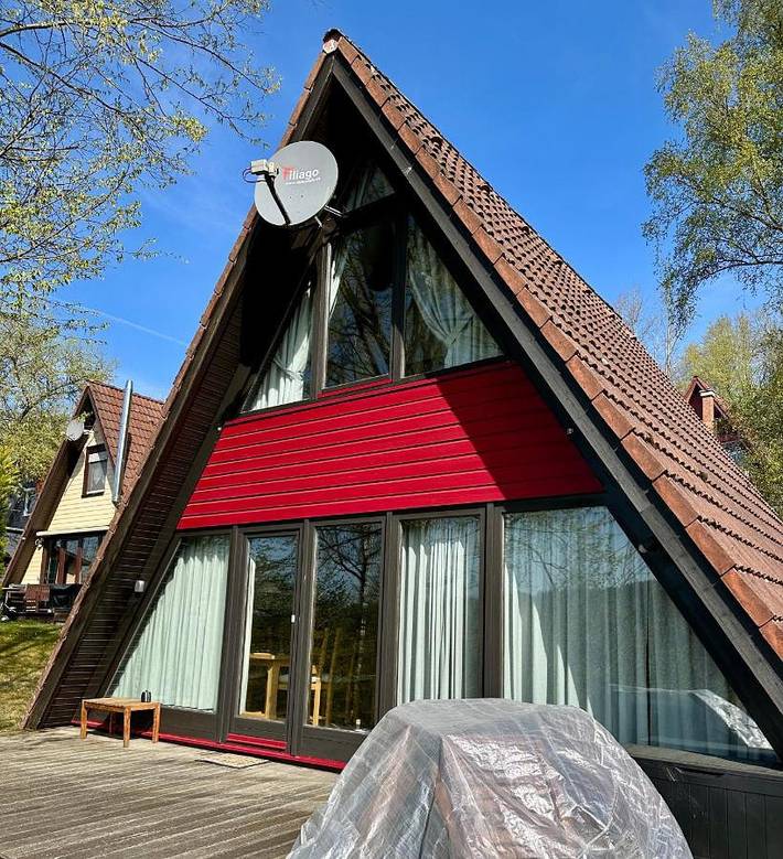 Ferienhaus für 6 Personen, mit Terrasse und Garten sowie Pool und Sauna in Ronshausen