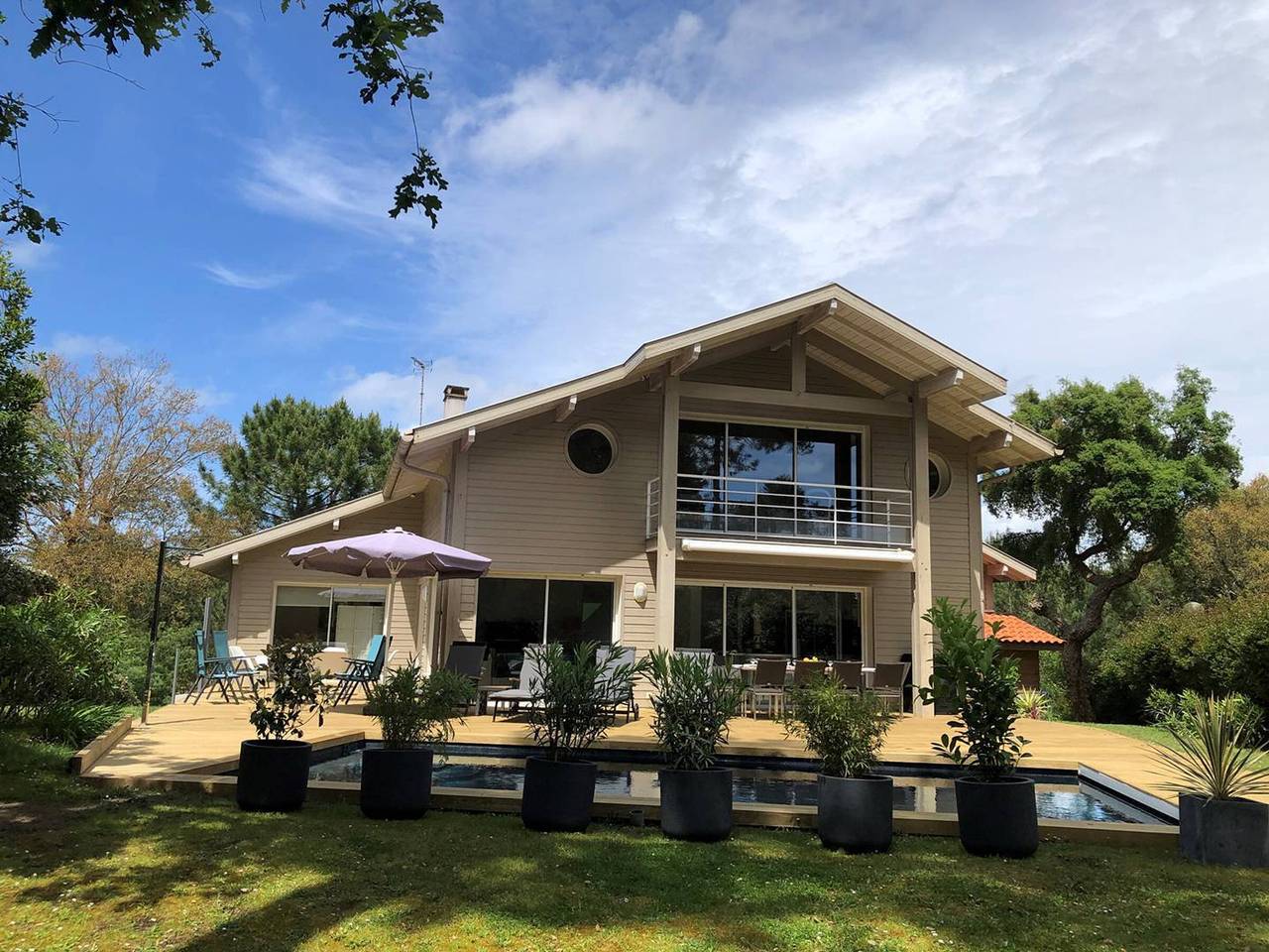 Villa contemporaine à Seignosse avec piscine chauffée, proche océan in Seignosse Océan, Seignosse