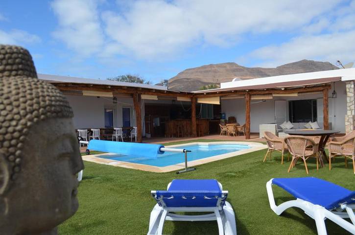 Casa rural para 15 personas, con jardín además de piscina y vistas en Pájara - 2