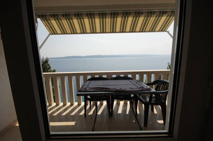 Ferienwohnung für 6 Personen, mit Balkon und Terrasse in Brela