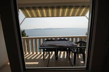 Ferienwohnung für 6 Personen, mit Terrasse, mit Haustier in Brela