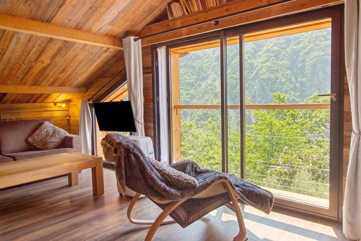 Gîte « La Sittelle » con vistas a la montaña, Wi-Fi y aire acondicionado in Belvédère, Nizza Region