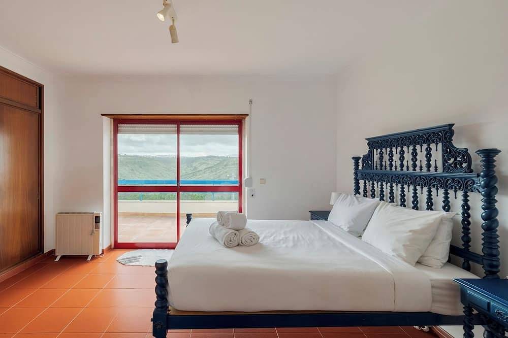 Apartamento inteiro, Refúgio Serra e Mar de Sintra in Praia do Magoito, São João das Lampas e Terrugem