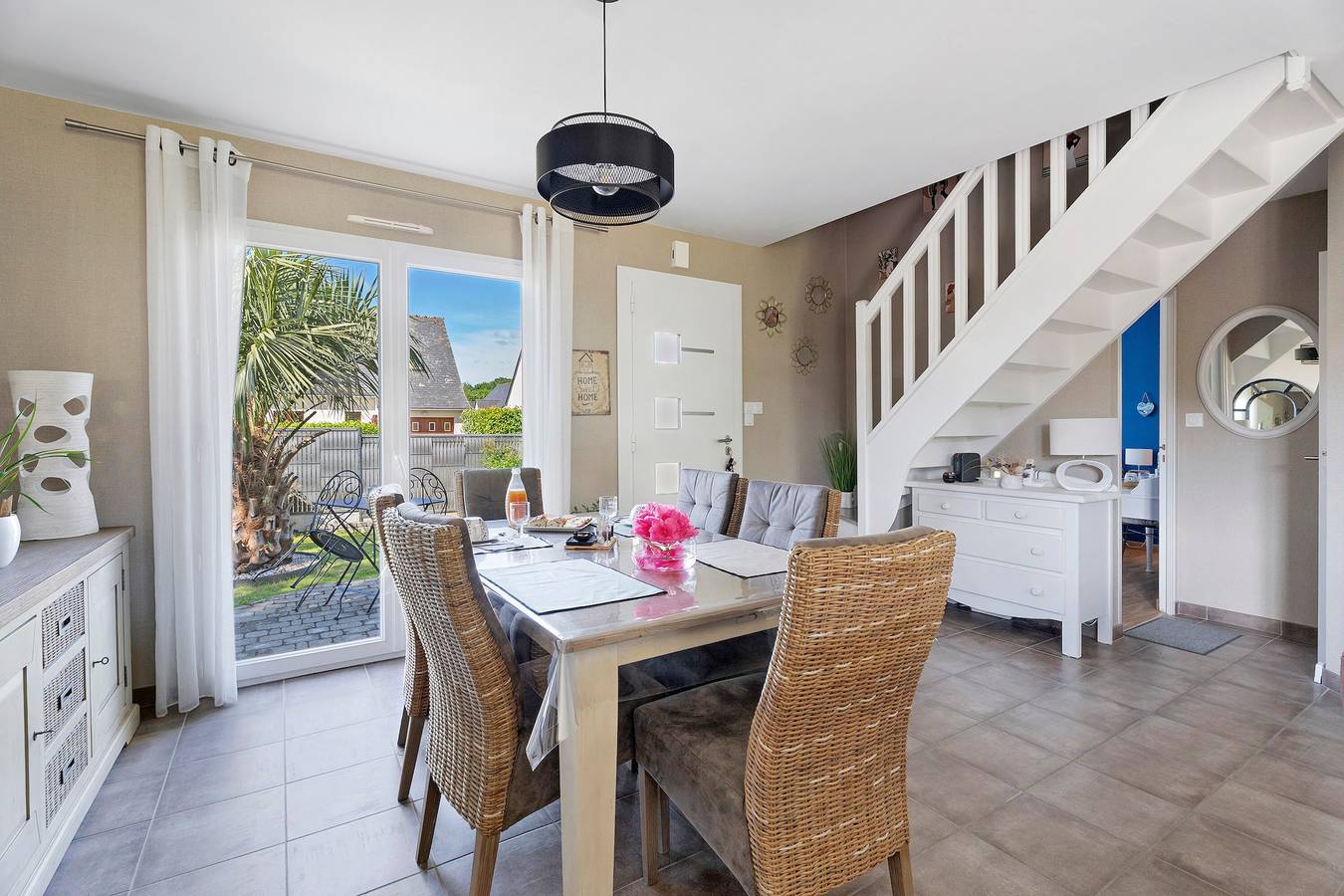 Habitación de huéspedes “Saint-Samson-sur-Rance” con terraza, jardín privados y Wi-Fi in Saint-Samson-sur-Rance, Región de Dinan