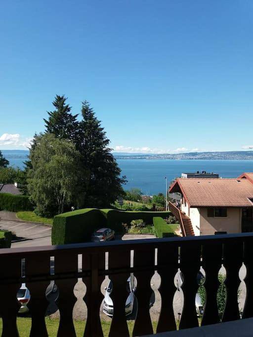 Appartement de vacances pour 4 personnes, avec balcon ainsi que vue sur le lac et vue