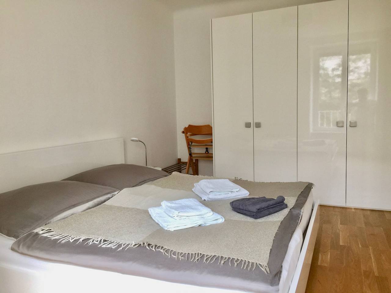 Ganze Ferienwohnung, Neu renoviertes Appartement, Innenstadtnähe in Wien, Wienerwald