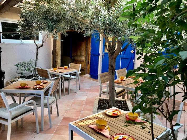 Hôtel pour 2 personnes, avec jardin ainsi que terrasse et vue dans Office De Tourisme D Avignon - 3