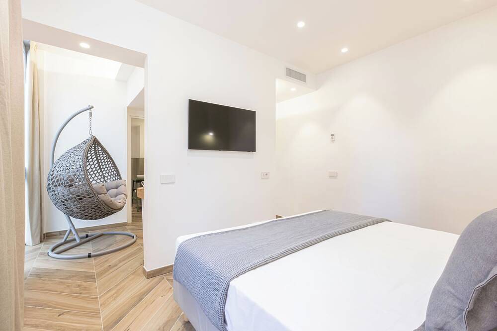 Syrrenton Home - Charming bedroom B&B in wonderful Sorrento in Sorrento, Península Sorrentina