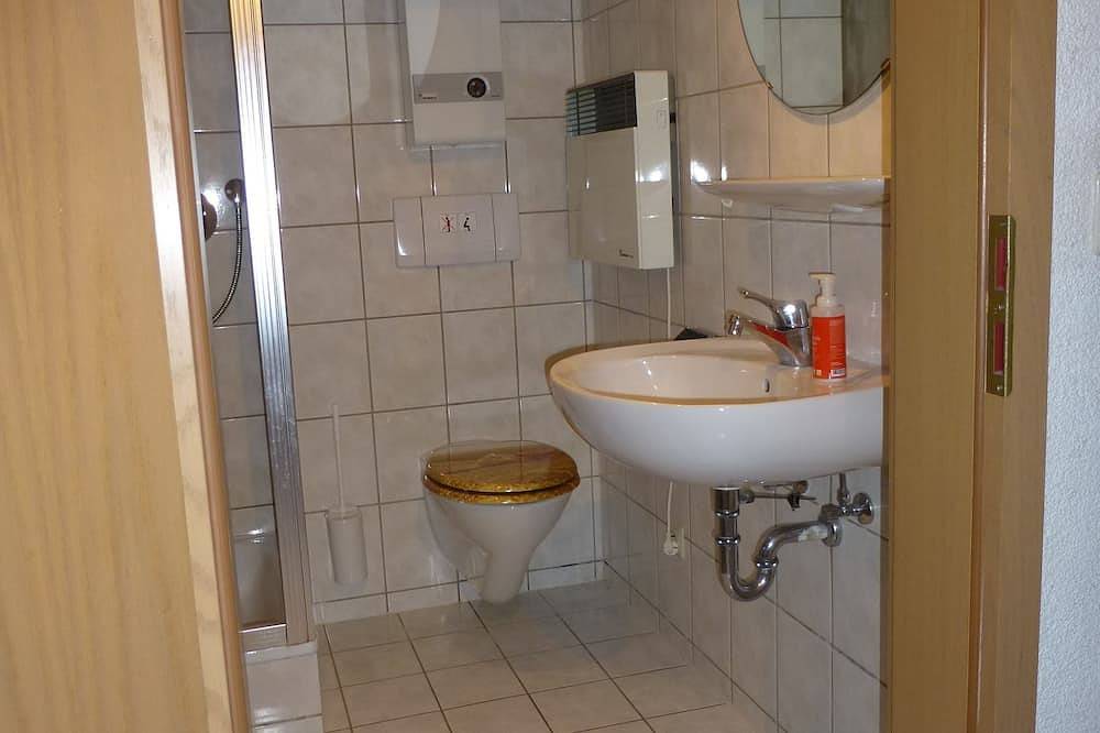 Ganze Wohnung, Ferienwohnung 'Federgeistchen, 45qm' mit Balkon und Wi-Fi in Ostrach, Nördlicher Bodensee region
