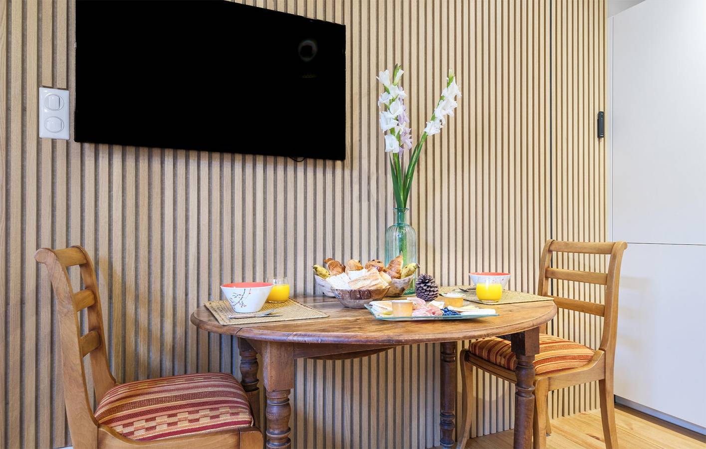 Apartamento de lujo con piscina y jardín, cerca del centro de la ciudad in Parentis-en-Born, Côte d’Argent