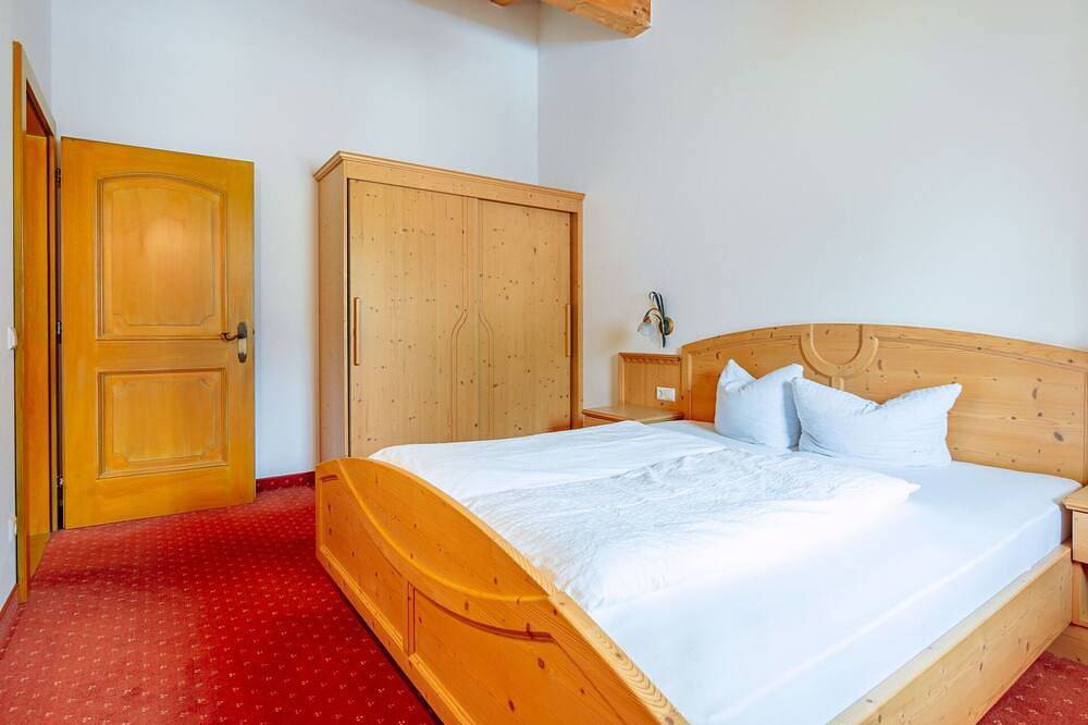 Ganze Wohnung, Angenehme Wohnung mit  W-Lan, Tv, Terrasse, Haustiere erlaubt, Panoramablick und Parkplatz in Sulden, Stilfs