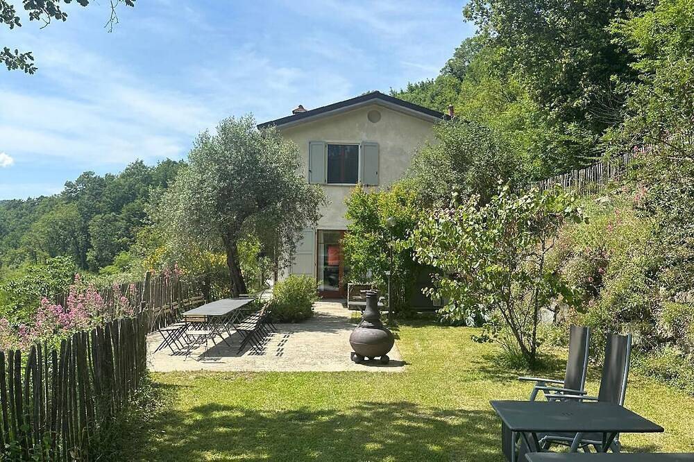 Vakantievilla 'Top Hill' in Tresana, Val di Magra