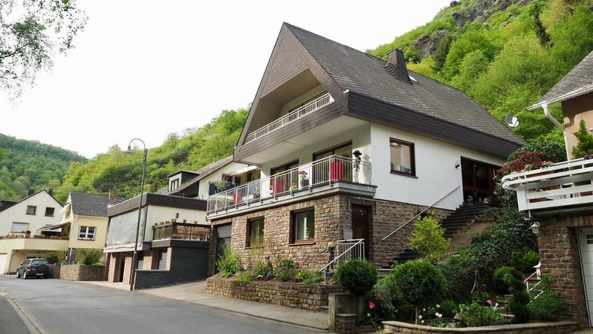 Ferienwohnung für 2 Personen, mit Garten und Ausblick