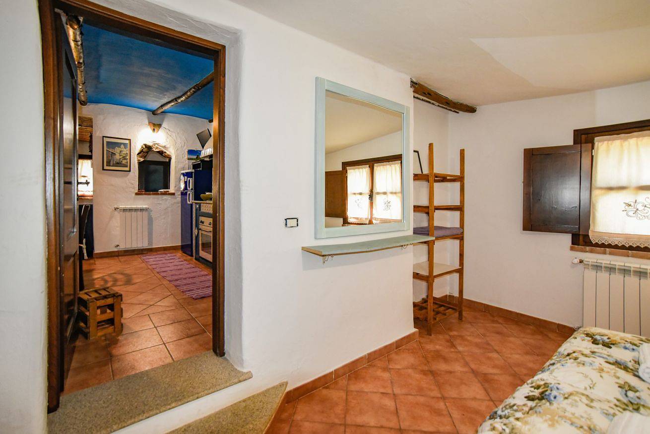 Villa Cusidore avec A/C et vue sur la montagne in Oliena, Barbagia