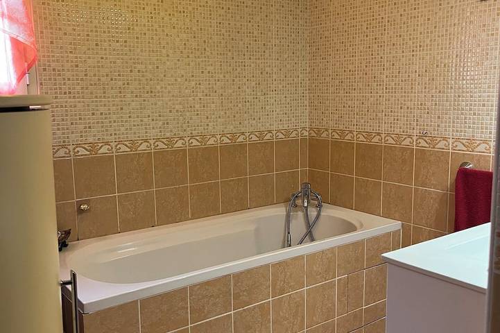 Location de vacances pour 4 personnes, avec jardin et terrasse, animaux acceptés à Castellare-di-Casinca - 4