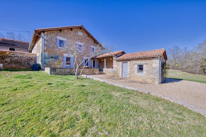 Maison de vacances pour 5 personnes, avec jardin ainsi que terrasse et jacuzzi