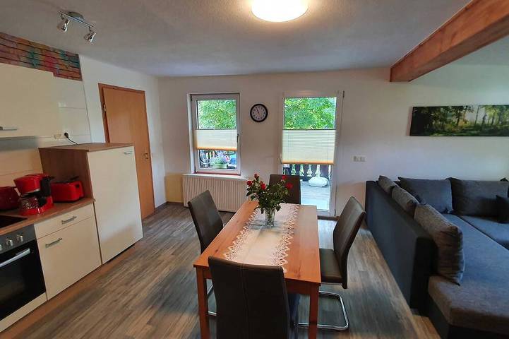 Ferienwohnung für 4 Personen, mit Garten und Balkon in Tanne - 2