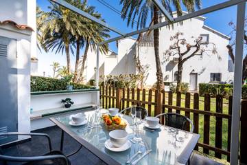 Holiday Rental for 4 People in Las Marinas, Dénia, Photo 1