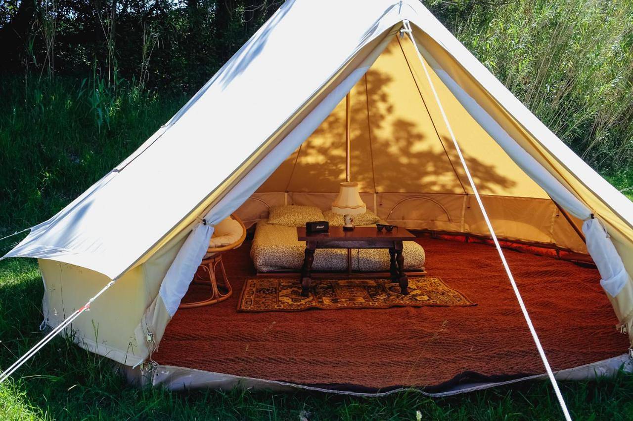 Tent in San Juan de Luz, Region de Bayona