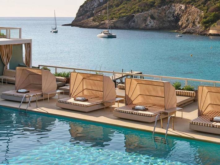Hôtel pour 2 personnes, avec piscine et terrasse, animaux acceptés - 1