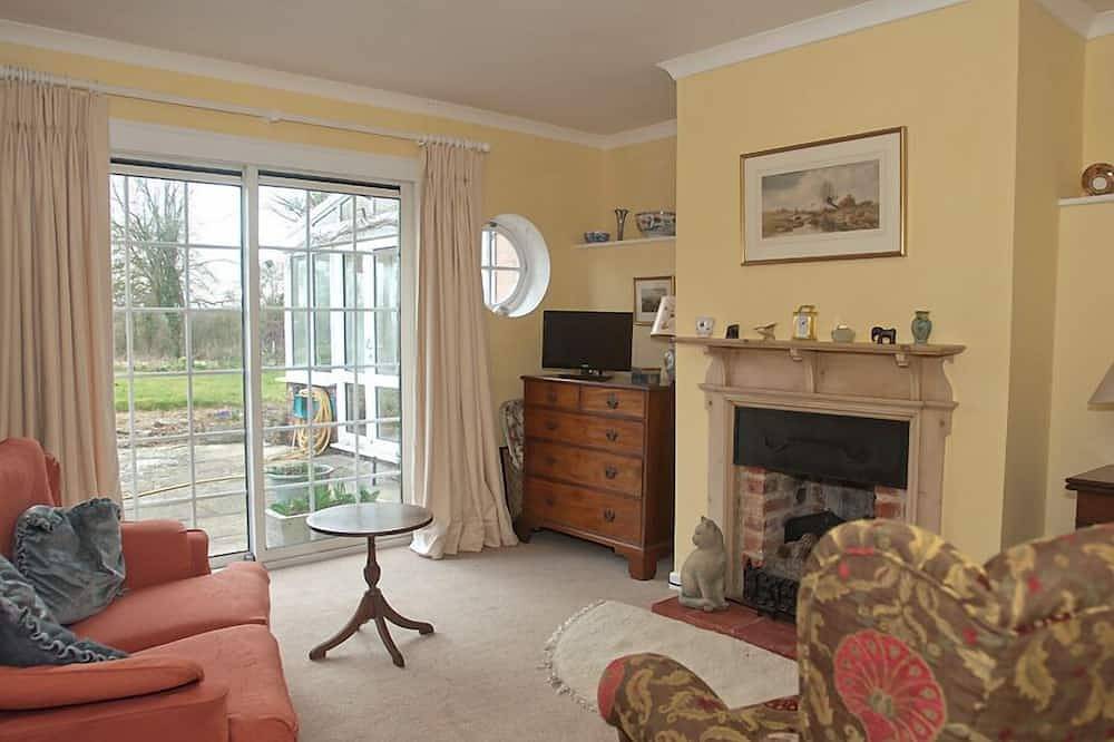 Farmhouse Annexe For 2 People In A Peaceful Location In North Dorset in Dorset