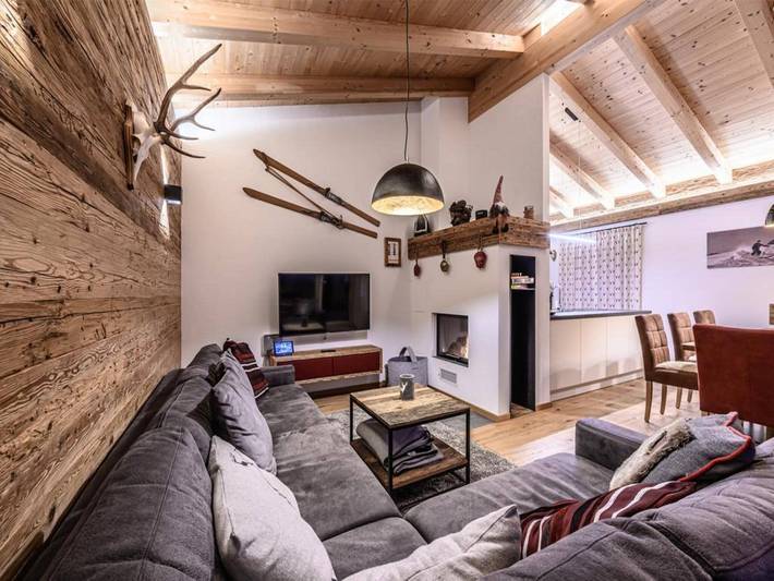 Ferienhaus für 8 Personen, mit Balkon/Terrasse und Balkon sowie Pool und Sauna in Neukirchen am Großvenediger - 4