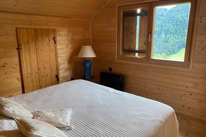 Gîte pour 10 personnes, avec jardin et balcon, animaux acceptés à Rossinière - 2
