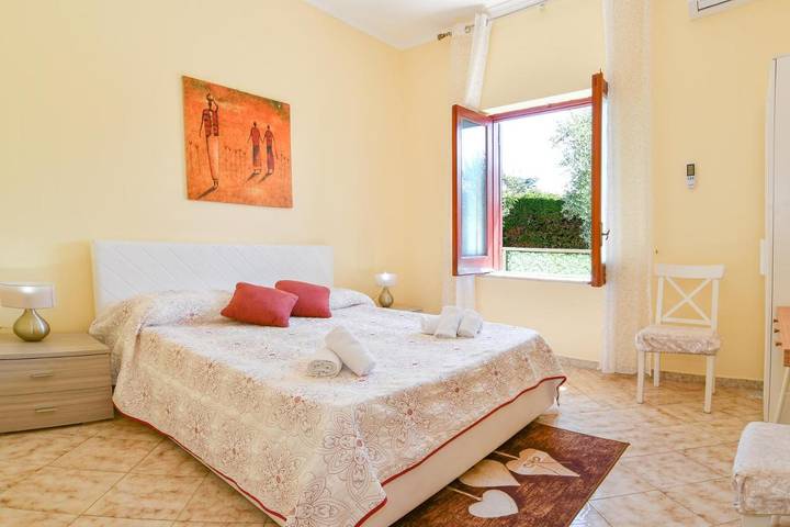 Chambre d’hôte pour 4 personnes, avec jardin et piscine à Massa Lubrense - 3