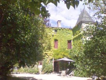 Cottage pour 3 personnes, avec jardin et vue à Birac