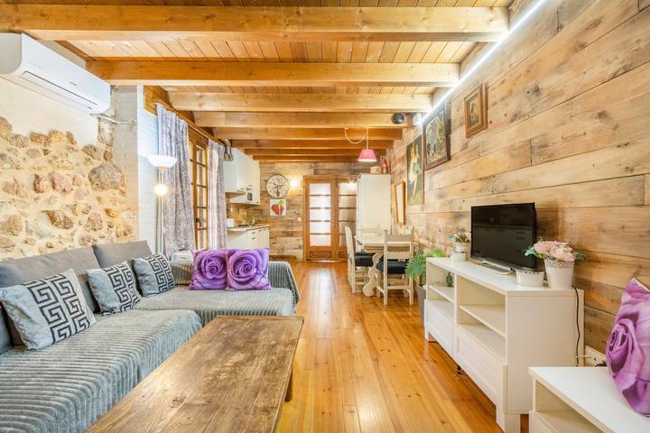 Chalet para 6 personas, con jardín y vistas al lago, Se admiten mascotas en Cataluña - 4