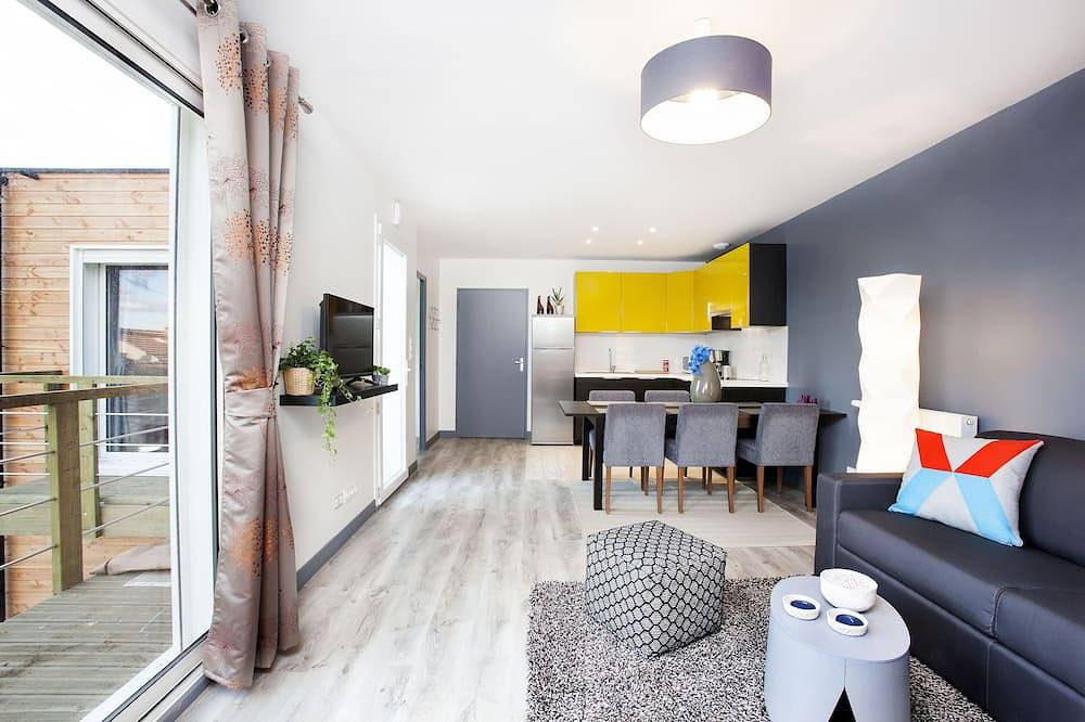 Appartement entier, Charmant Appart près de Paris Clim et Jardin in Vitry-sur-Seine, Val-de-Marne